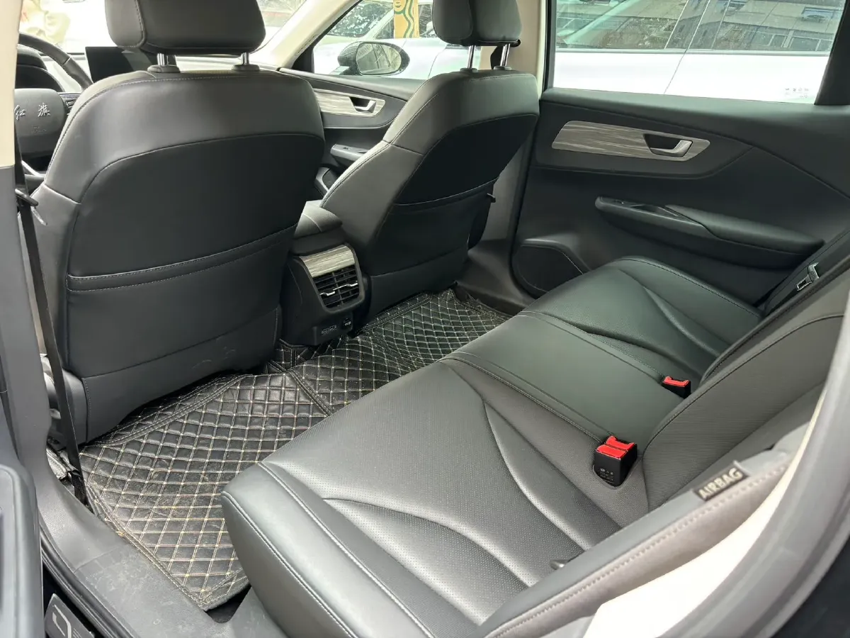 2024 HongQi E-QM5 BEV 72KWH,autocango,china used car exporter,china ev exporter,chinese used car exporter,chinese used ev exporter