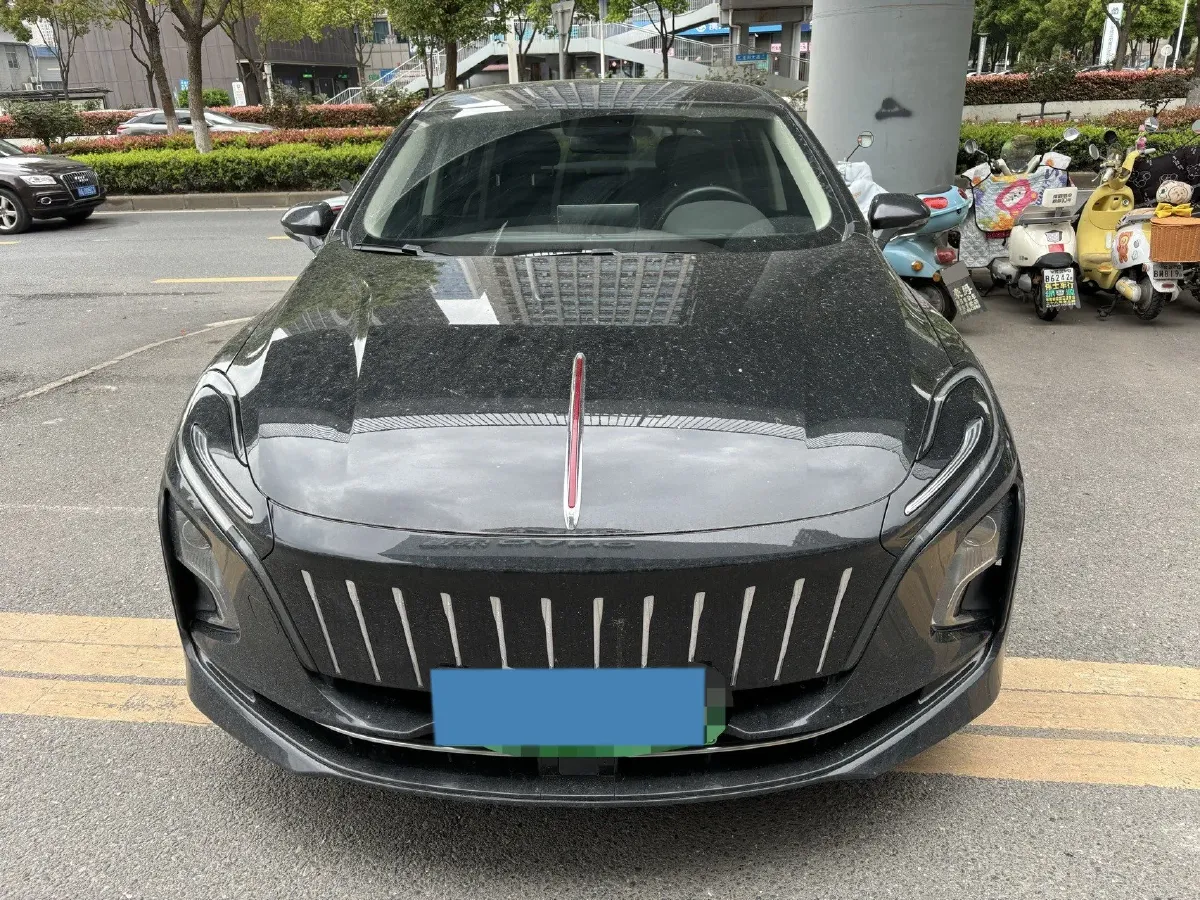2024 HongQi E-QM5 BEV 72KWH,autocango,china used car exporter,china ev exporter,chinese used car exporter,chinese used ev exporter