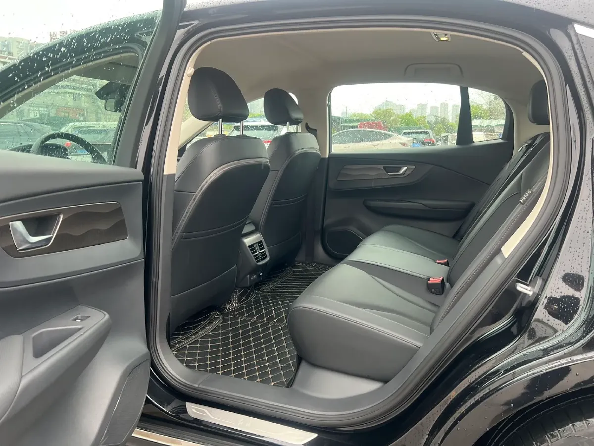 2021 HongQi E-QM5 BEV 54KWH,autocango,china used car exporter,china ev exporter,chinese used car exporter,chinese used ev exporter