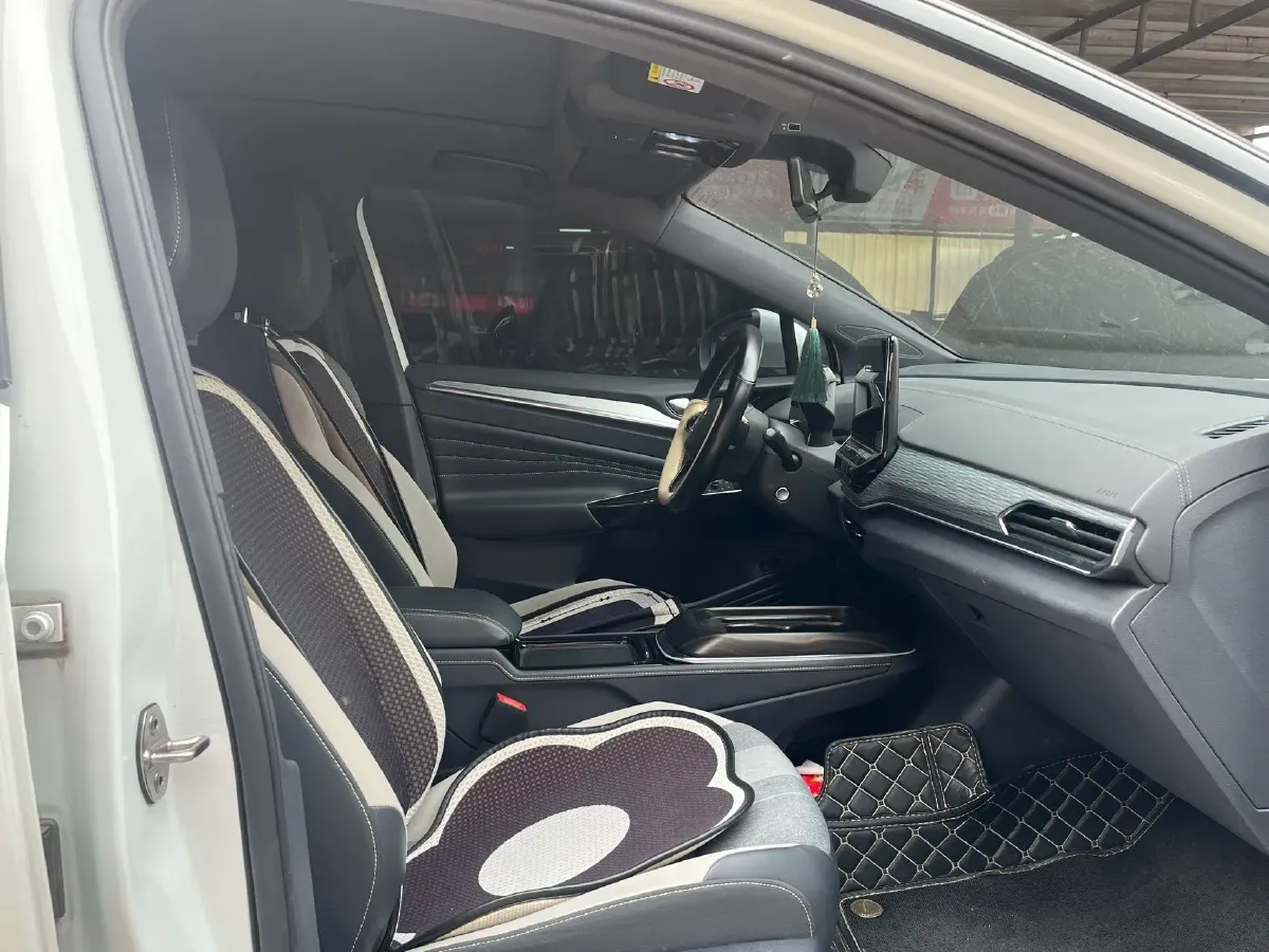 2022 Chevrolet Menlo BEV 61.1KWH,autocango,china used car exporter,china ev exporter,chinese used car exporter,chinese used ev exporter