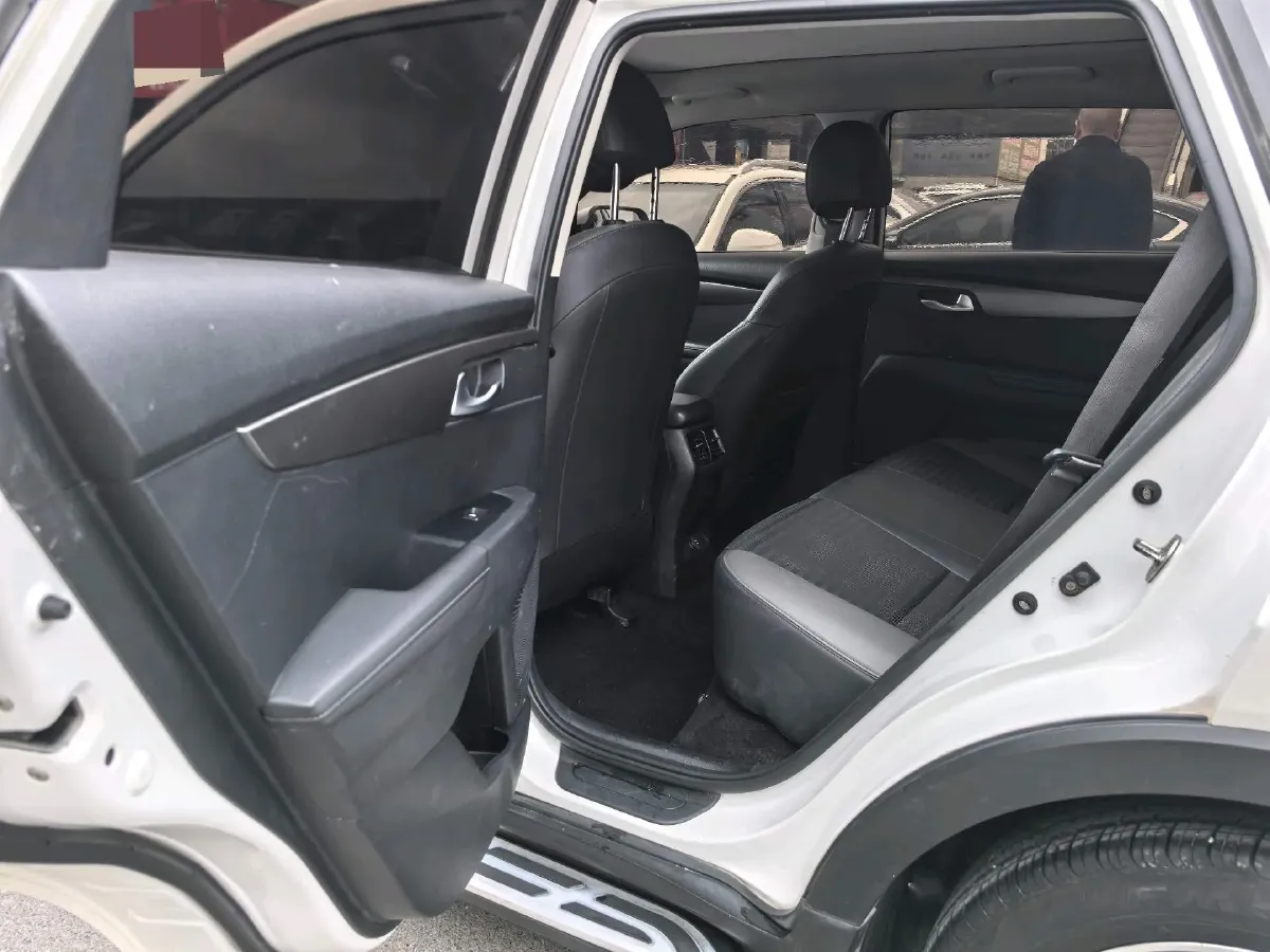 2018 Kia Sportage R 2.0L 160HP L4 6AT,autocango,china used car exporter,china ev exporter,chinese used car exporter,chinese used ev exporter