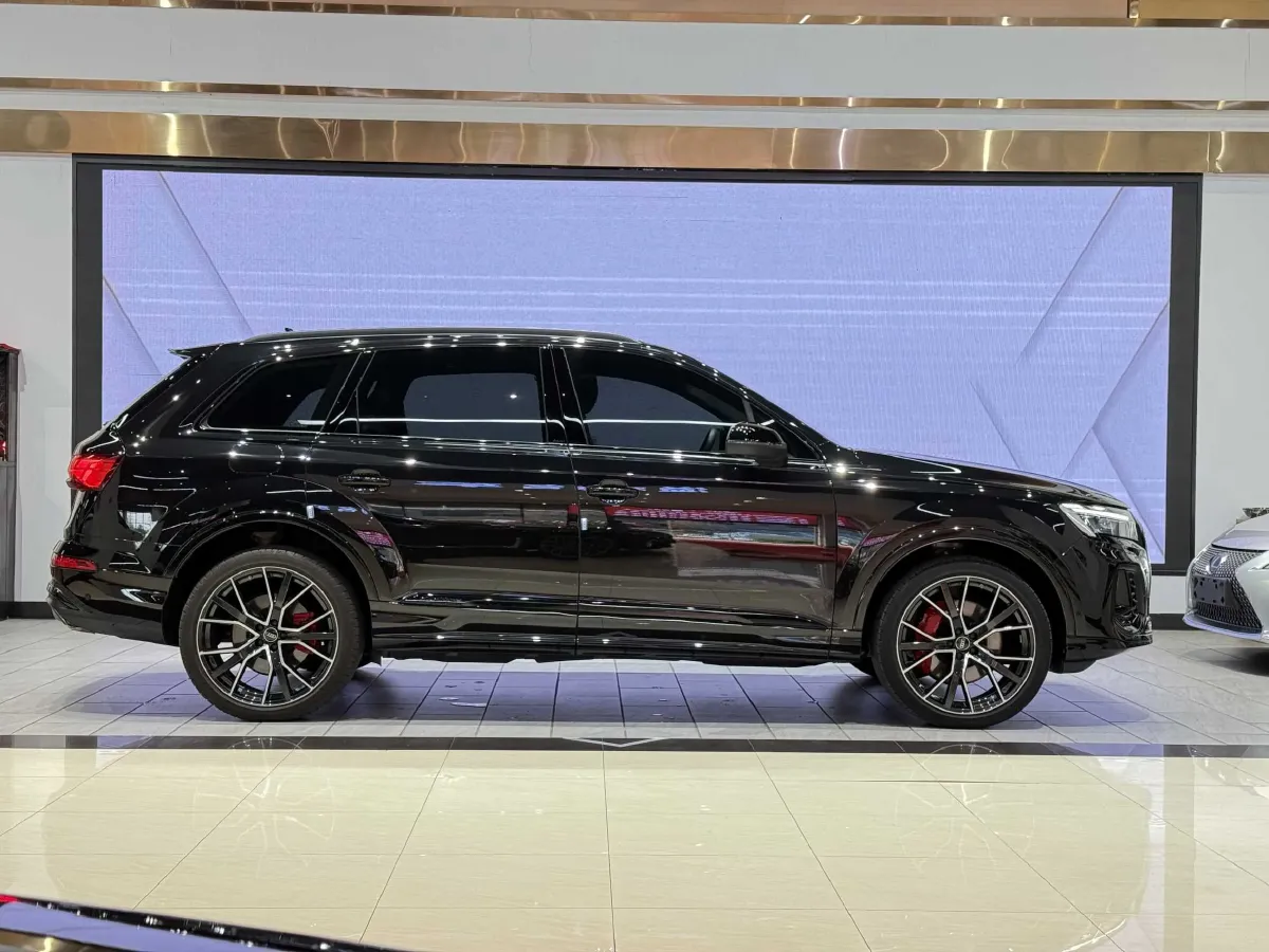2025 Audi Q7 3.0T 340HP V6 8AT,autocango,china used car exporter,china ev exporter,chinese used car exporter,chinese used ev exporter