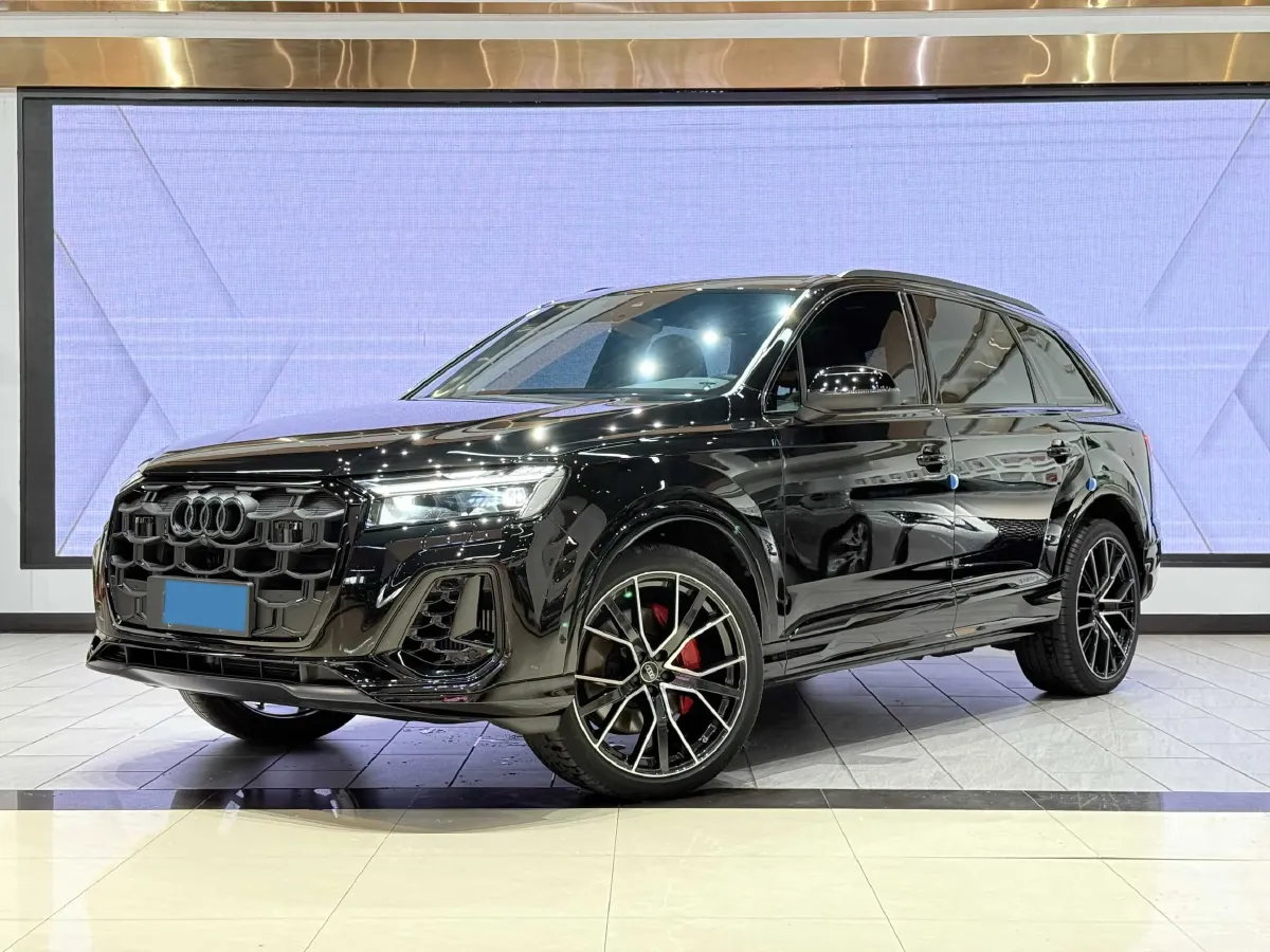 2025 Audi Q7 3.0T 340HP V6 8AT,autocango,china used car exporter,china ev exporter,chinese used car exporter,chinese used ev exporter