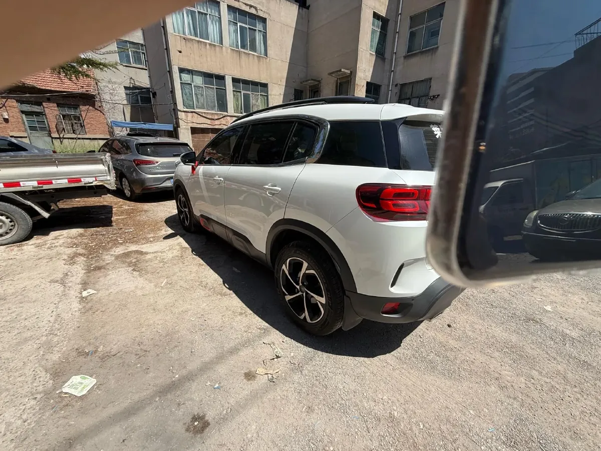 2020 Citroen C5 Aircross 1.6T 170HP L4 6AT,autocango,china used car exporter,china ev exporter,chinese used car exporter,chinese used ev exporter