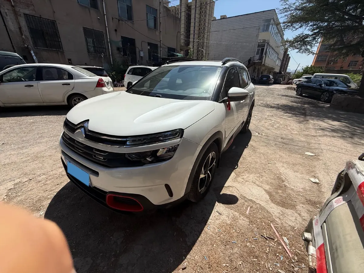 2020 Citroen C5 Aircross 1.6T 170HP L4 6AT,autocango,china used car exporter,china ev exporter,chinese used car exporter,chinese used ev exporter