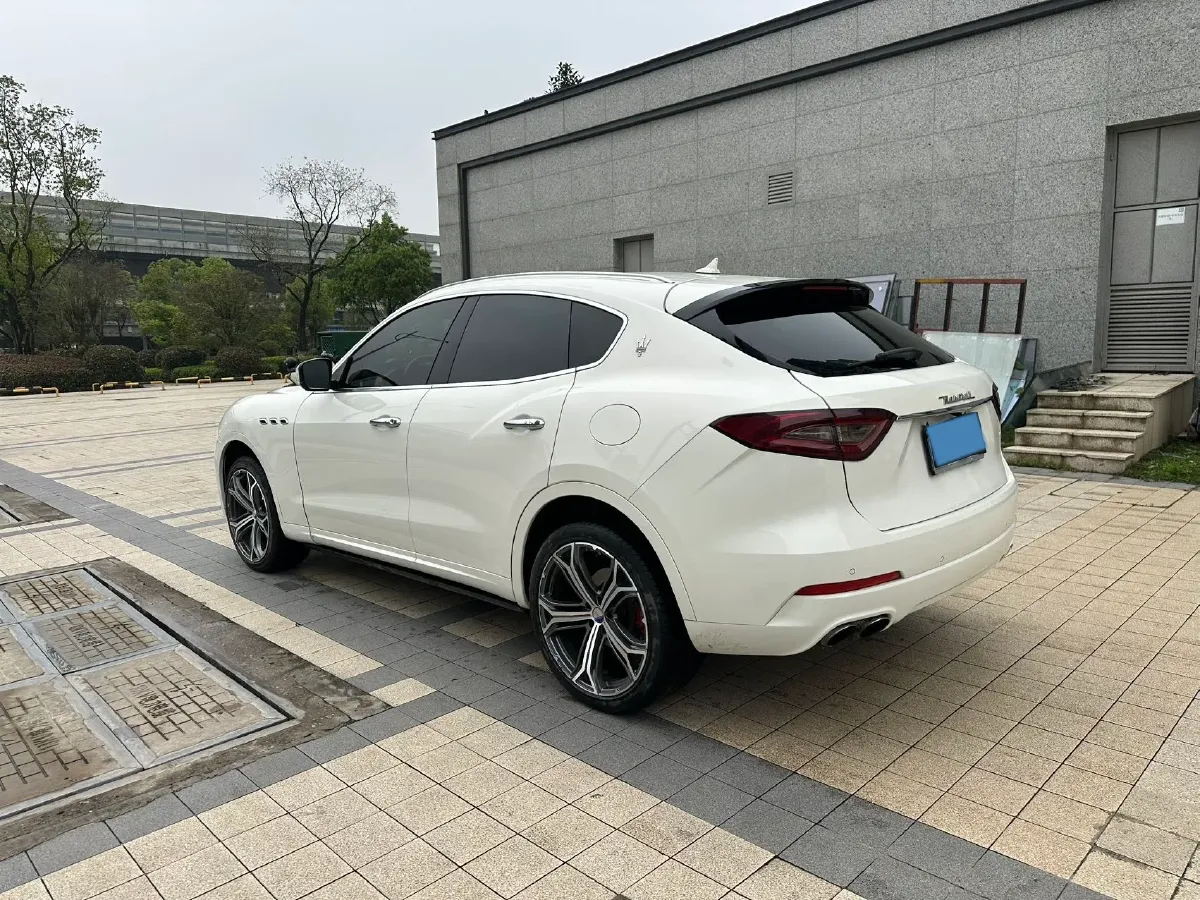 2018 Jaguar XJ 3.0T 340HP V6 8AT,autocango,china used car exporter,china ev exporter,chinese used car exporter,chinese used ev exporter