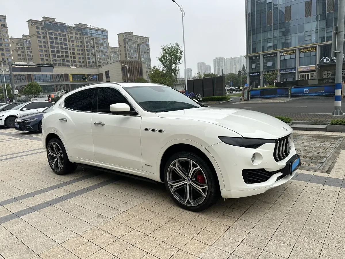 2018 Jaguar XJ 3.0T 340HP V6 8AT,autocango,china used car exporter,china ev exporter,chinese used car exporter,chinese used ev exporter