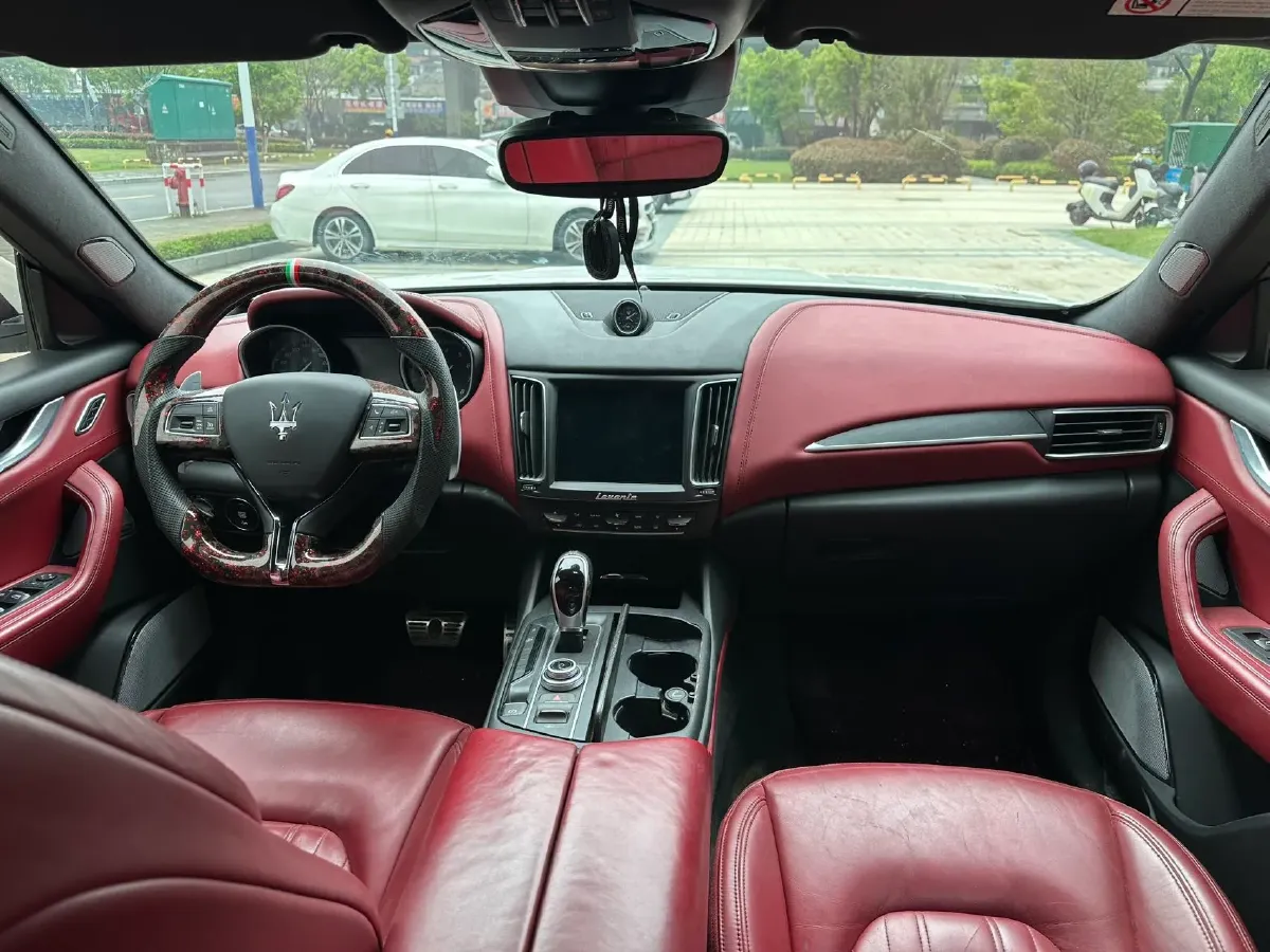 2018 Jaguar XJ 3.0T 340HP V6 8AT,autocango,china used car exporter,china ev exporter,chinese used car exporter,chinese used ev exporter