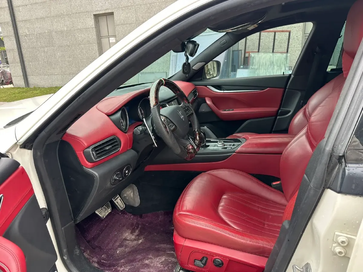 2018 Jaguar XJ 3.0T 340HP V6 8AT,autocango,china used car exporter,china ev exporter,chinese used car exporter,chinese used ev exporter