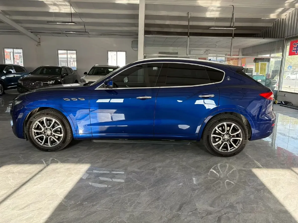 2018 Jaguar XJ 3.0T 340HP V6 8AT,autocango,china used car exporter,china ev exporter,chinese used car exporter,chinese used ev exporter