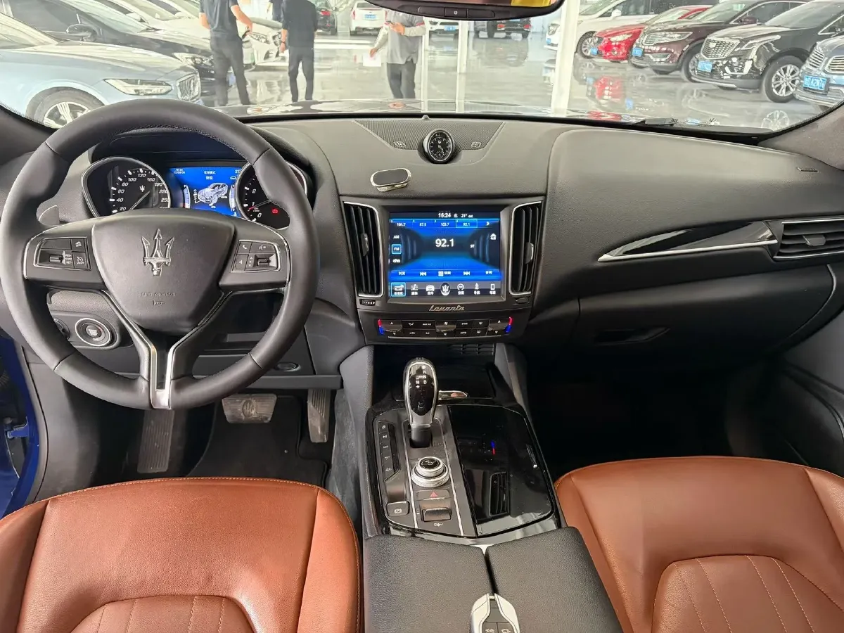 2018 Jaguar XJ 3.0T 340HP V6 8AT,autocango,china used car exporter,china ev exporter,chinese used car exporter,chinese used ev exporter