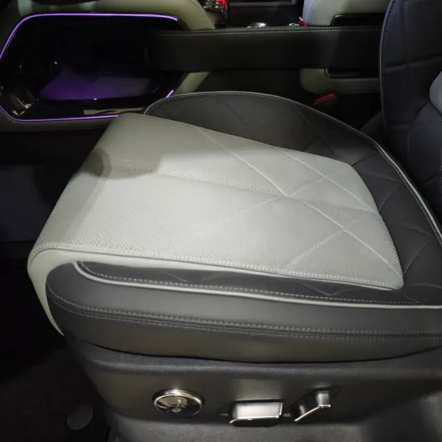 2023 Toyota Crown Kluger 2.5L 189HP L4 E-CVT Hybrid,autocango,china used car exporter,china ev exporter,chinese used car exporter,chinese used ev exporter