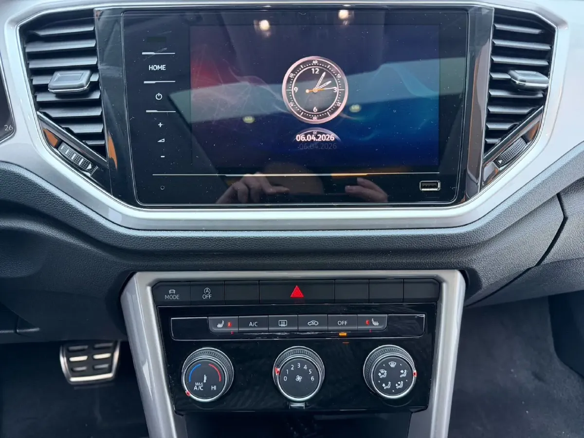 2022 Volkswagen T-Roc 1.4T 150HP L4 7DCT,autocango,china used car exporter,china ev exporter,chinese used car exporter,chinese used ev exporter