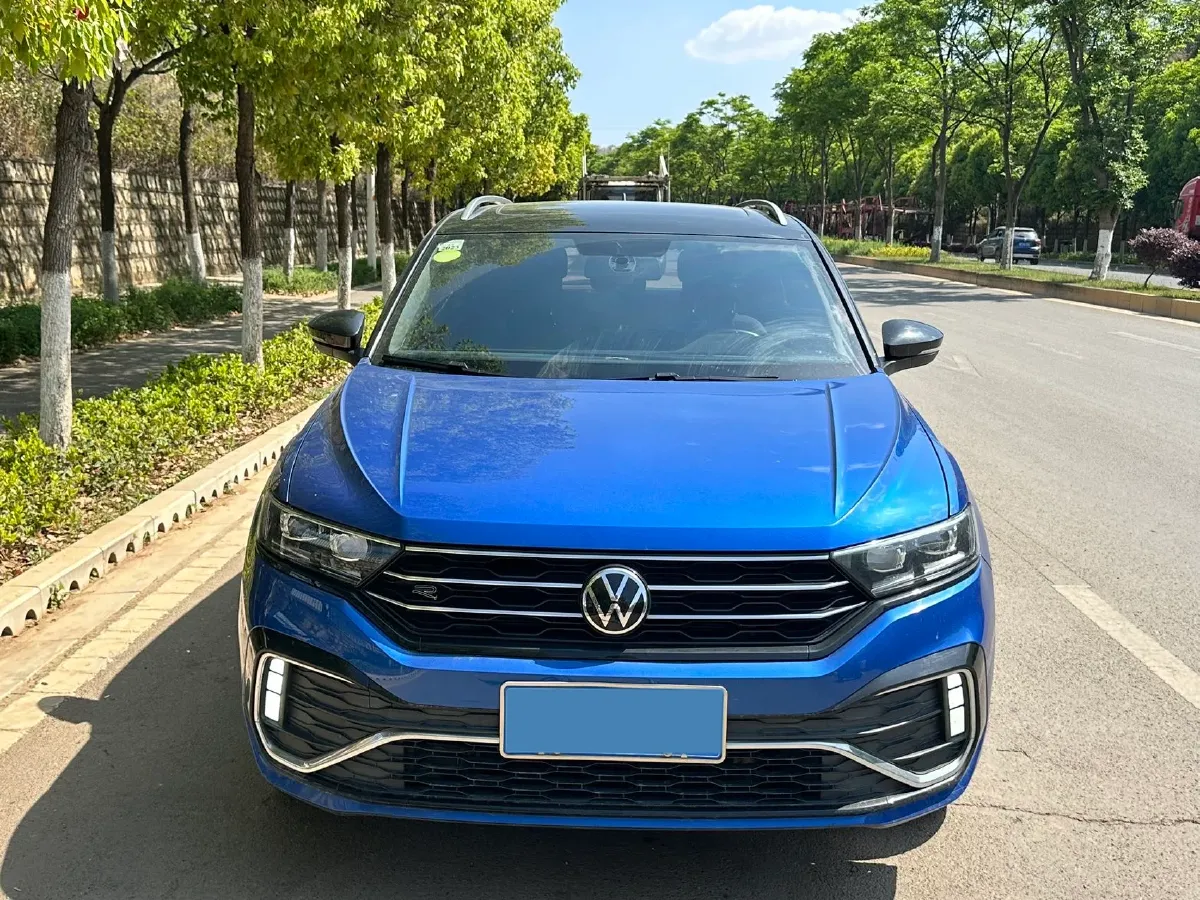 2021 Volkswagen T-Roc 1.4T 150HP L4 7DCT,autocango,china used car exporter,china ev exporter,chinese used car exporter,chinese used ev exporter