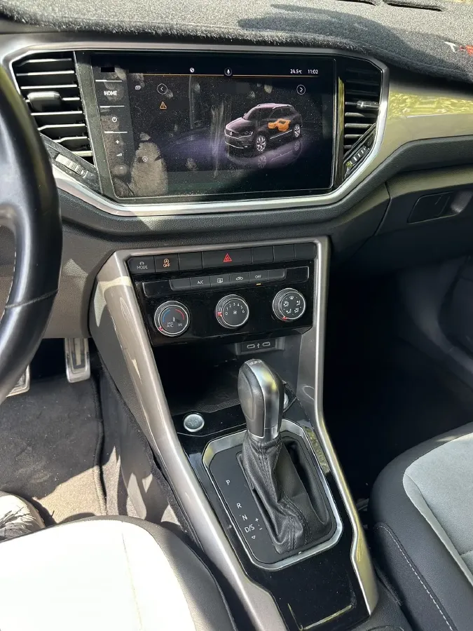 2021 Volkswagen T-Roc 1.4T 150HP L4 7DCT,autocango,china used car exporter,china ev exporter,chinese used car exporter,chinese used ev exporter