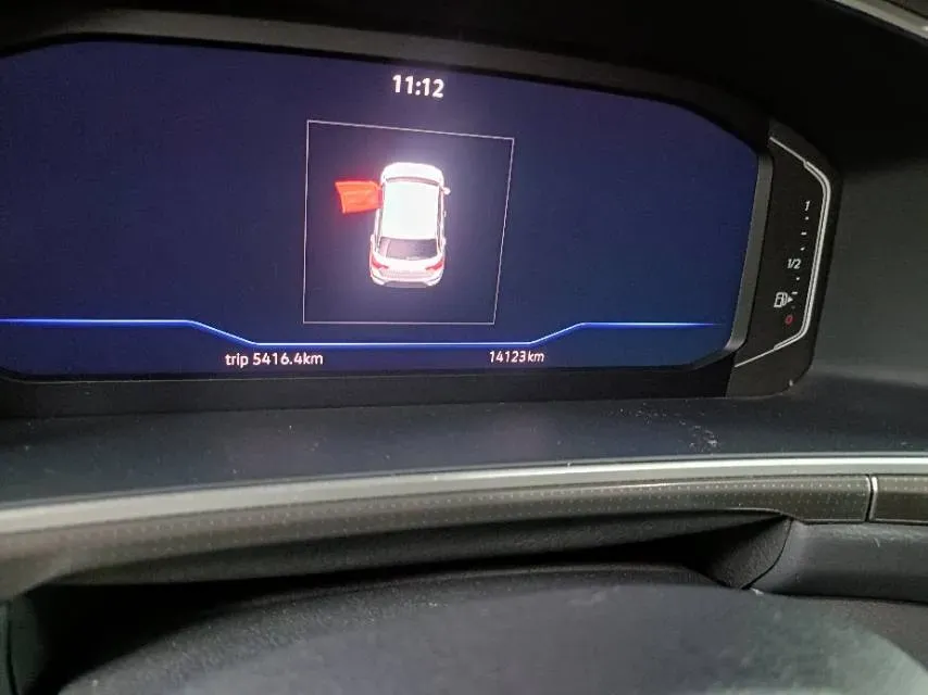 2023 Volkswagen T-Roc 1.5T 160HP L4 7DCT,autocango,china used car exporter,china ev exporter,chinese used car exporter,chinese used ev exporter