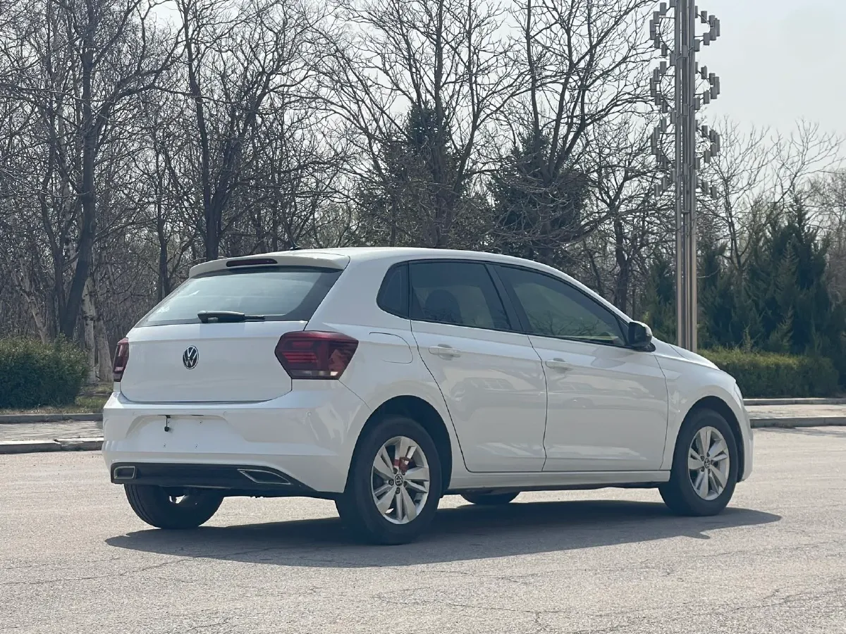 2023 Volkswagen Polo 1.5L 110HP L4 6AT,autocango,china used car exporter,china ev exporter,chinese used car exporter,chinese used ev exporter