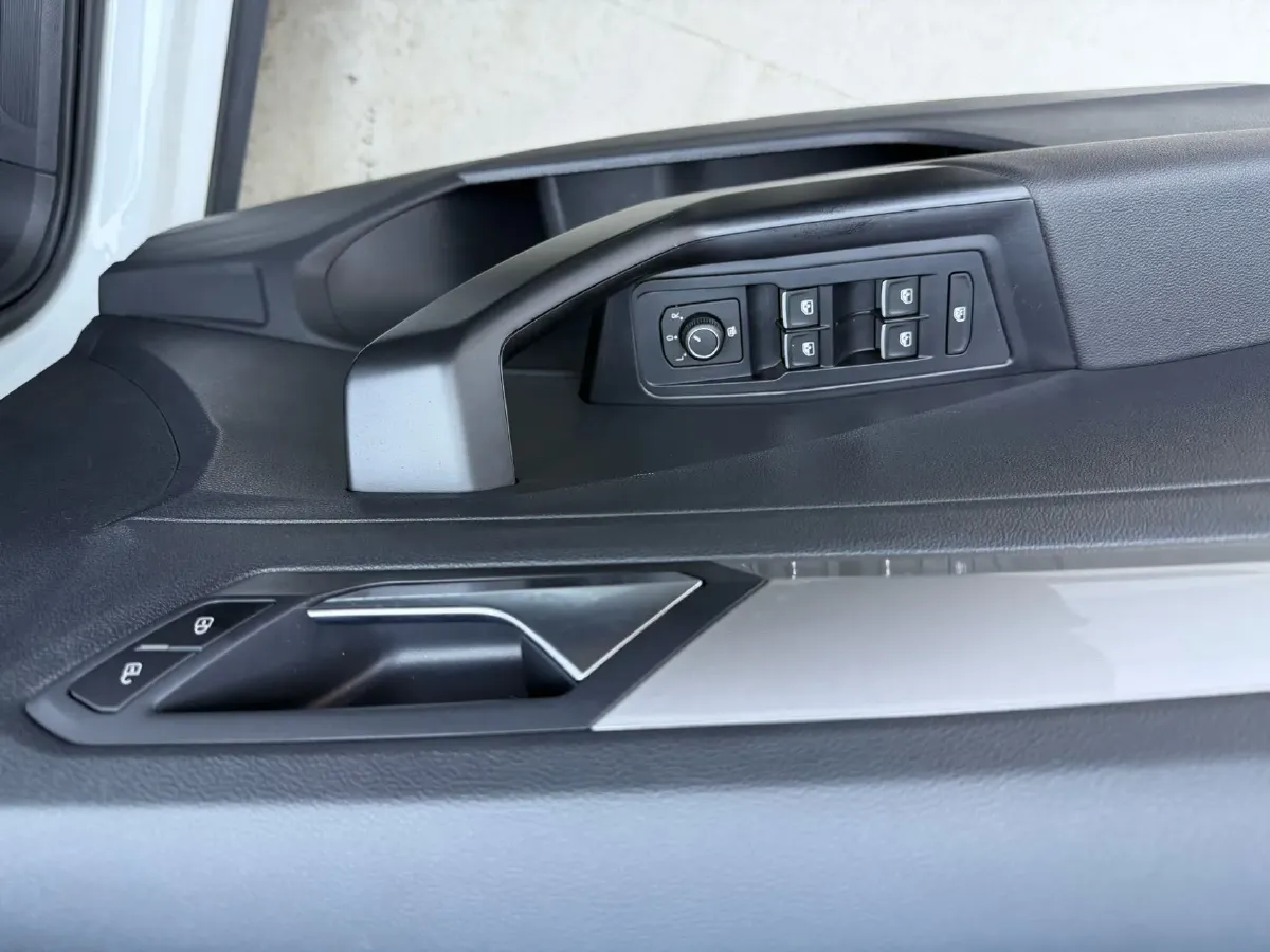 2022 Volkswagen T-Roc 1.4T 150HP L4 7DCT,autocango,china used car exporter,china ev exporter,chinese used car exporter,chinese used ev exporter