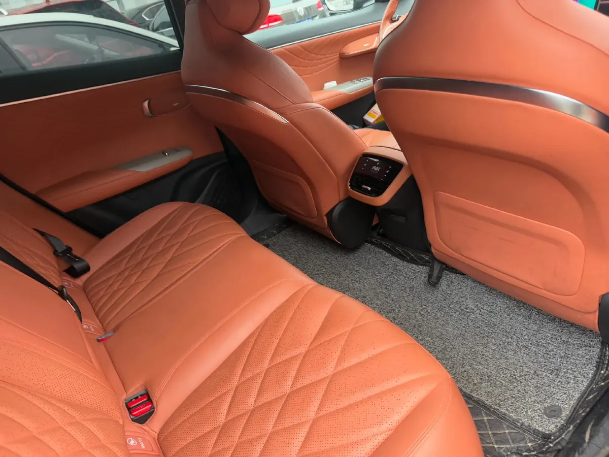 2023 Deepal S07 1.5L 95HP L4 REEV 31.73KWH,autocango,china used car exporter,china ev exporter,chinese used car exporter,chinese used ev exporter