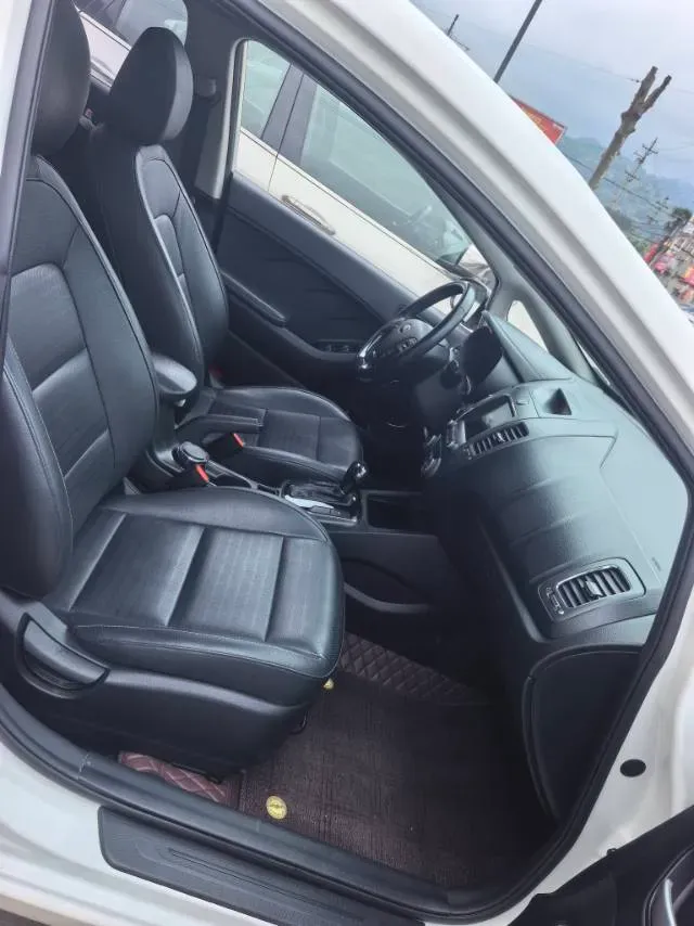 2017 Kia K3 1.6L 128HP L4 6AT,autocango,china used car exporter,china ev exporter,chinese used car exporter,chinese used ev exporter