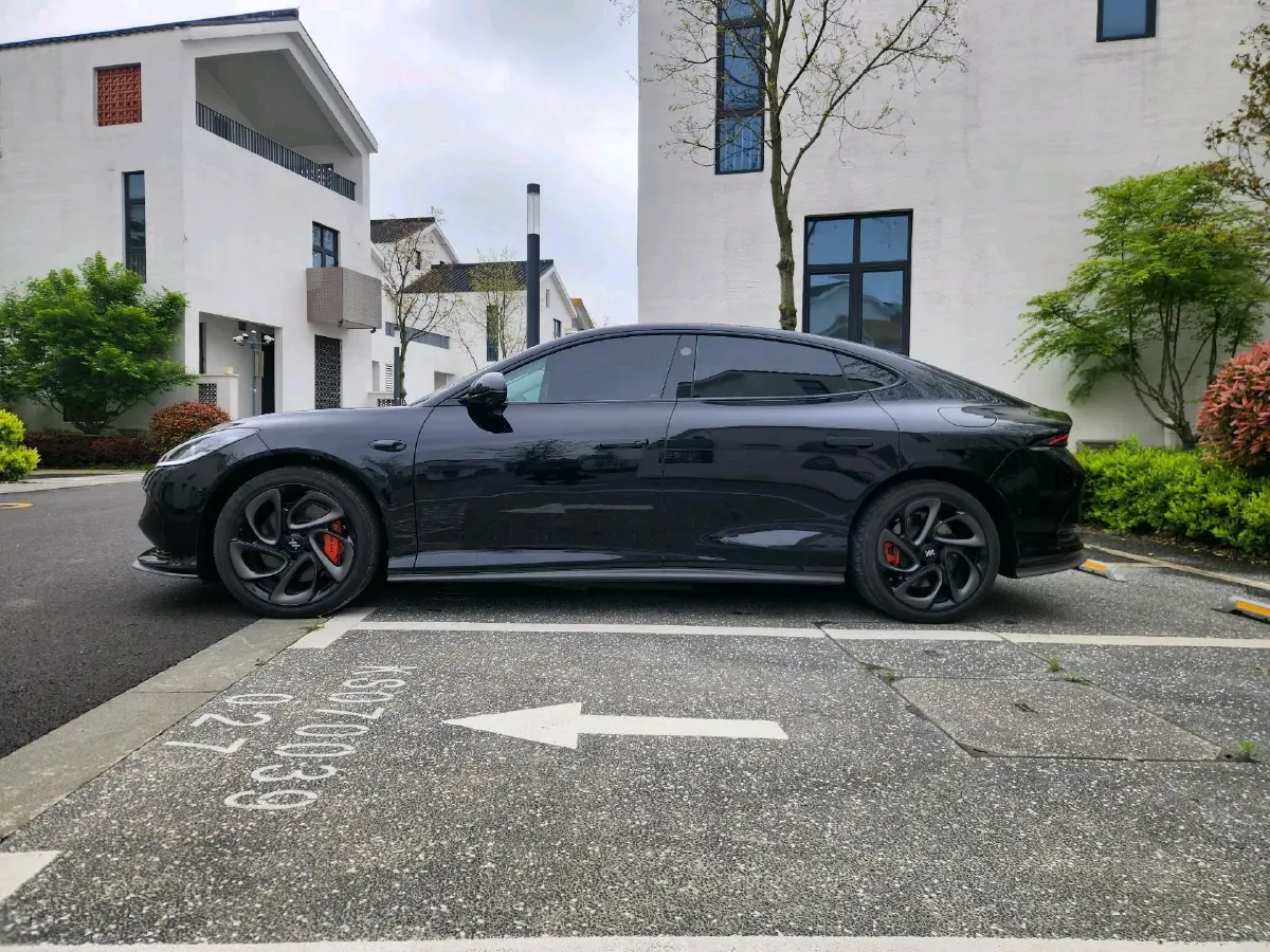 2024 IM L6 BEV 83KWH,autocango,china used car exporter,china ev exporter,chinese used car exporter,chinese used ev exporter