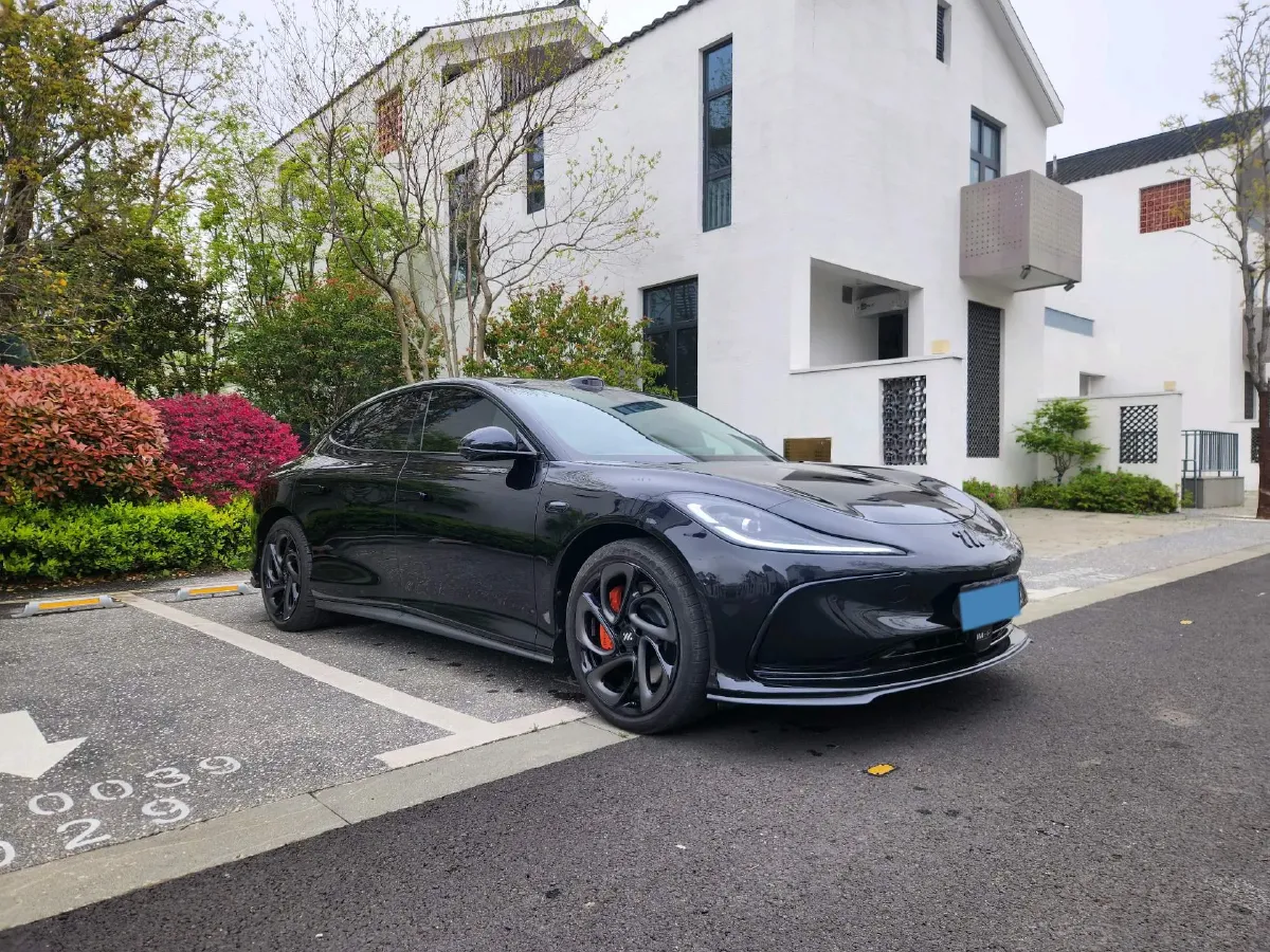 2024 IM L6 BEV 83KWH,autocango,china used car exporter,china ev exporter,chinese used car exporter,chinese used ev exporter