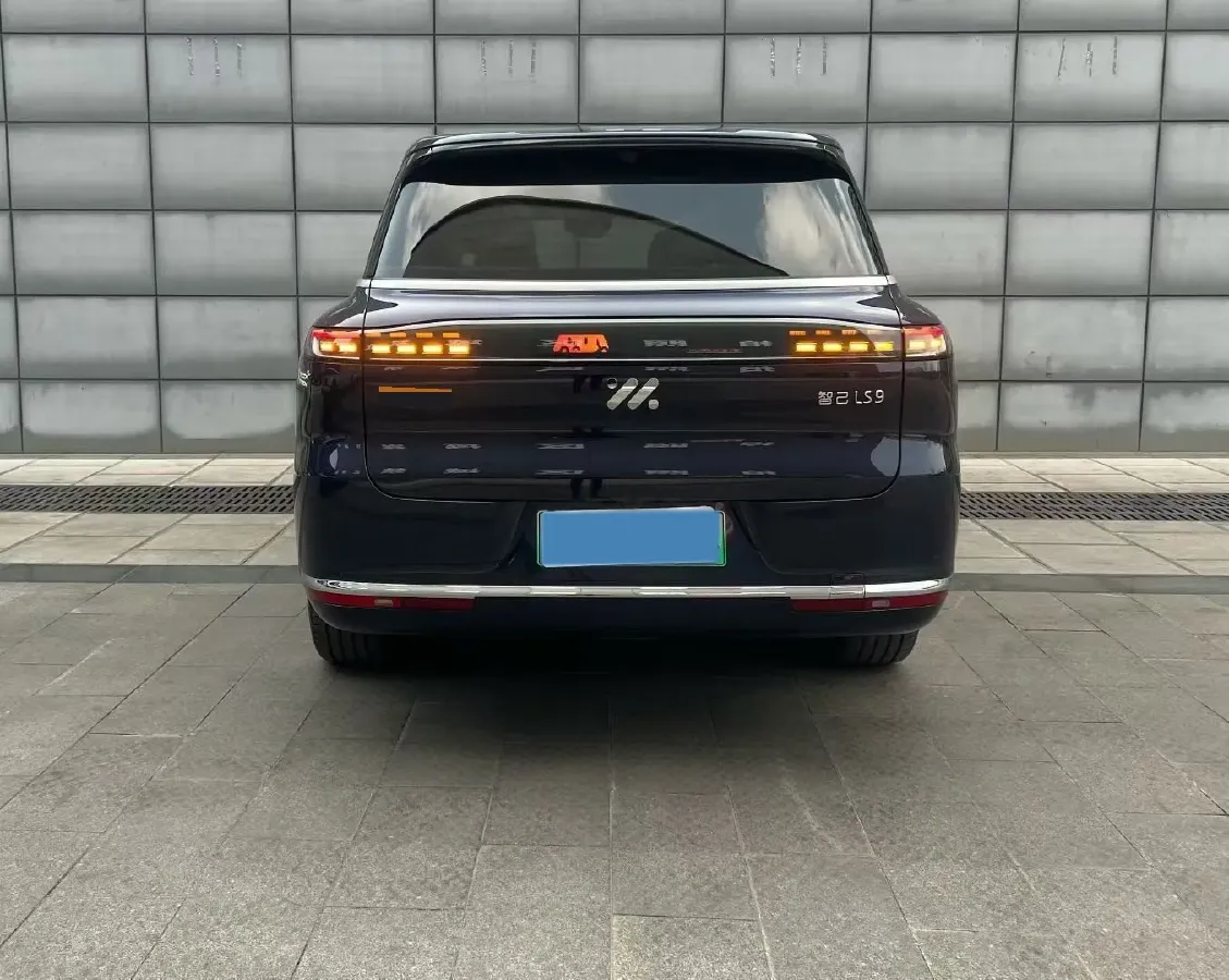 2026 IM LS9 REEV 155HP REEV,autocango,china used car exporter,china ev exporter,chinese used car exporter,chinese used ev exporter