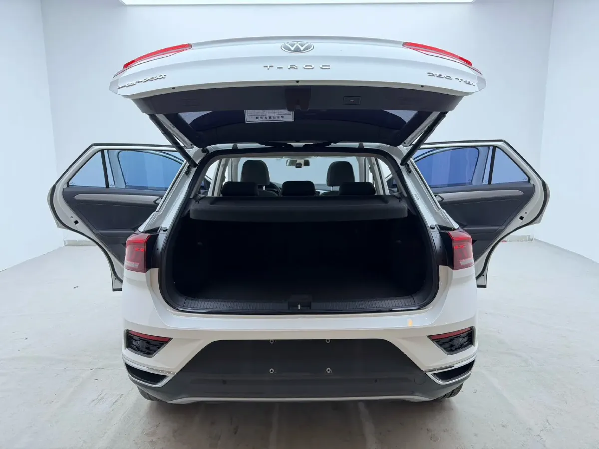 2022 Volkswagen T-Roc 1.4T 150HP L4 7DCT,autocango,china used car exporter,china ev exporter,chinese used car exporter,chinese used ev exporter