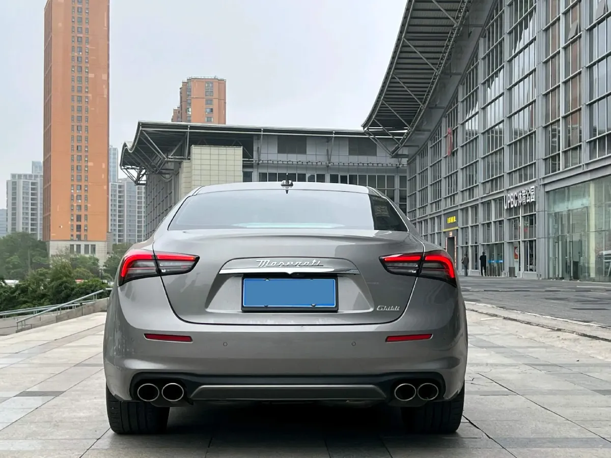 2022 Audi Q7 2.0T 245HP L4 8AT,autocango,china used car exporter,china ev exporter,chinese used car exporter,chinese used ev exporter