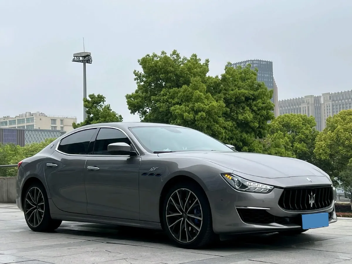 2022 Audi Q7 2.0T 245HP L4 8AT,autocango,china used car exporter,china ev exporter,chinese used car exporter,chinese used ev exporter