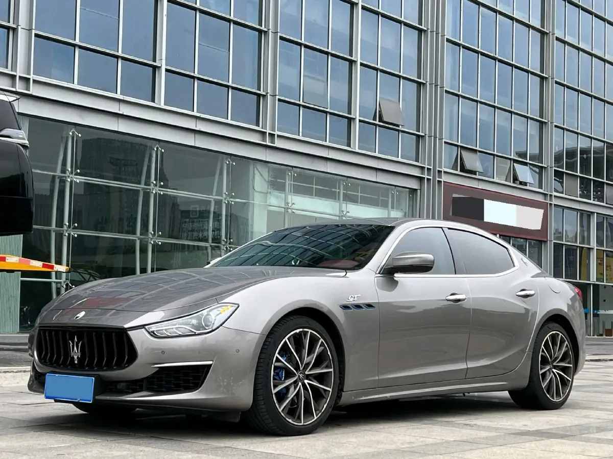 2022 Audi Q7 2.0T 245HP L4 8AT,autocango,china used car exporter,china ev exporter,chinese used car exporter,chinese used ev exporter