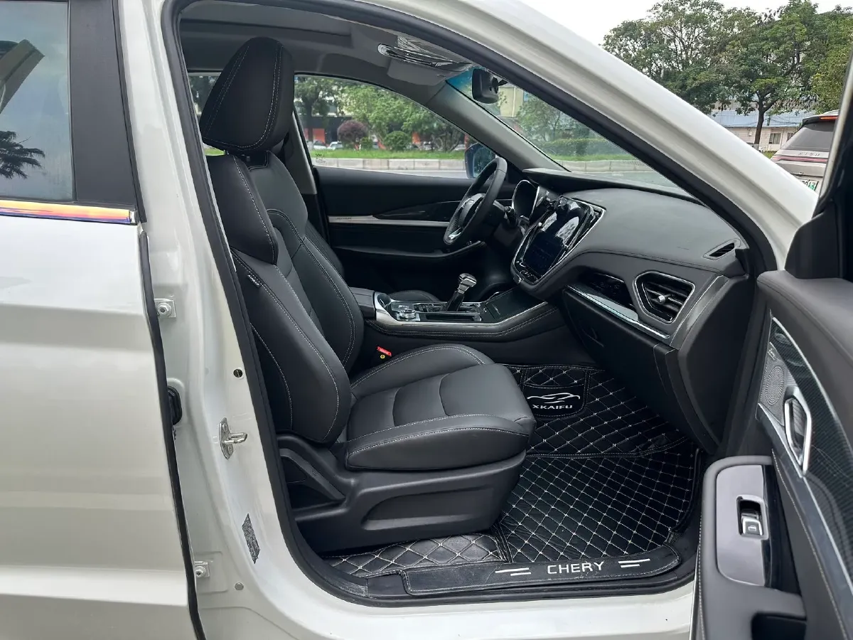 2020 Jetour X70 1.5T 156HP L4 6DCT,autocango,china used car exporter,china ev exporter,chinese used car exporter,chinese used ev exporter