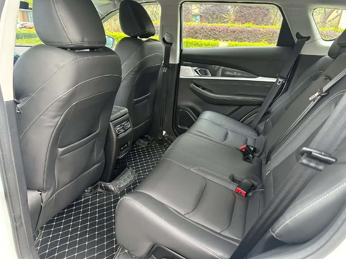 2020 Jetour X70 1.5T 156HP L4 6DCT,autocango,china used car exporter,china ev exporter,chinese used car exporter,chinese used ev exporter