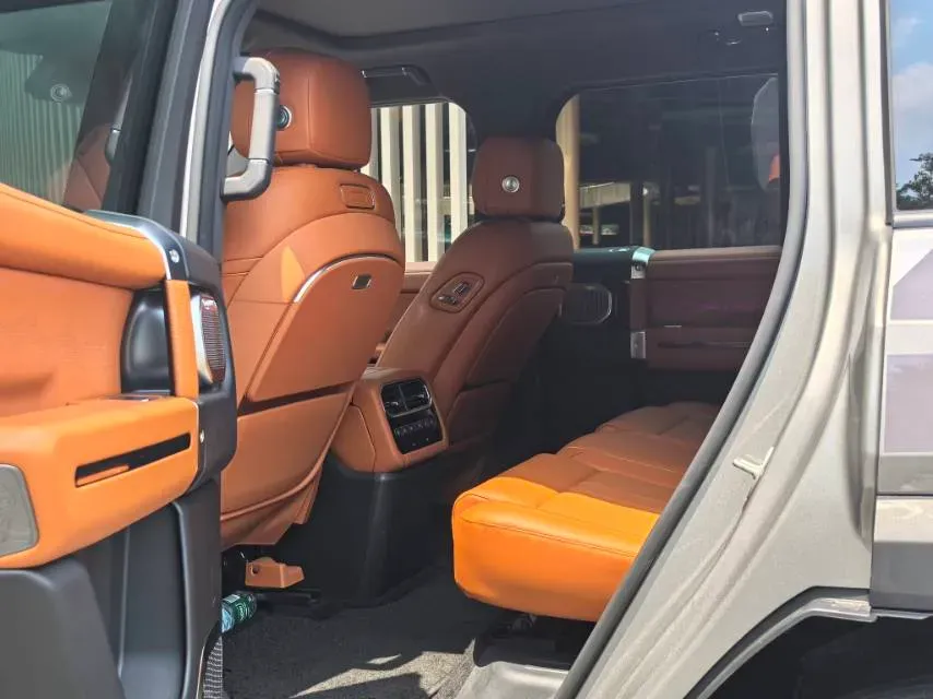 2025 Jetour Zongheng G700 2.0T 211HP L4 2DHT PHEV,autocango,china used car exporter,china ev exporter,chinese used car exporter,chinese used ev exporter