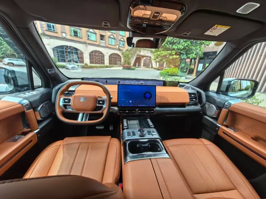 2025 Jetour Zongheng G700 2.0T 211HP L4 2DHT PHEV,autocango,china used car exporter,china ev exporter,chinese used car exporter,chinese used ev exporter