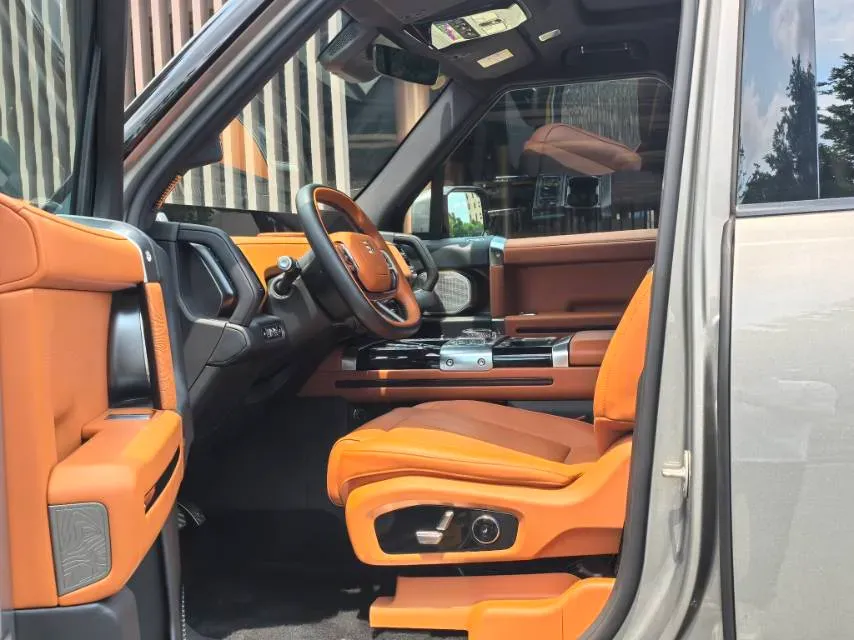 2025 Jetour Zongheng G700 2.0T 211HP L4 2DHT PHEV,autocango,china used car exporter,china ev exporter,chinese used car exporter,chinese used ev exporter