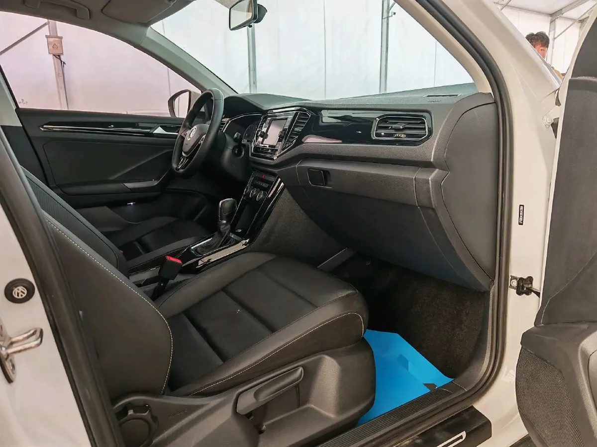 2018 Borgward BX7 2.0T 224HP L4 6AT,autocango,china used car exporter,china ev exporter,chinese used car exporter,chinese used ev exporter