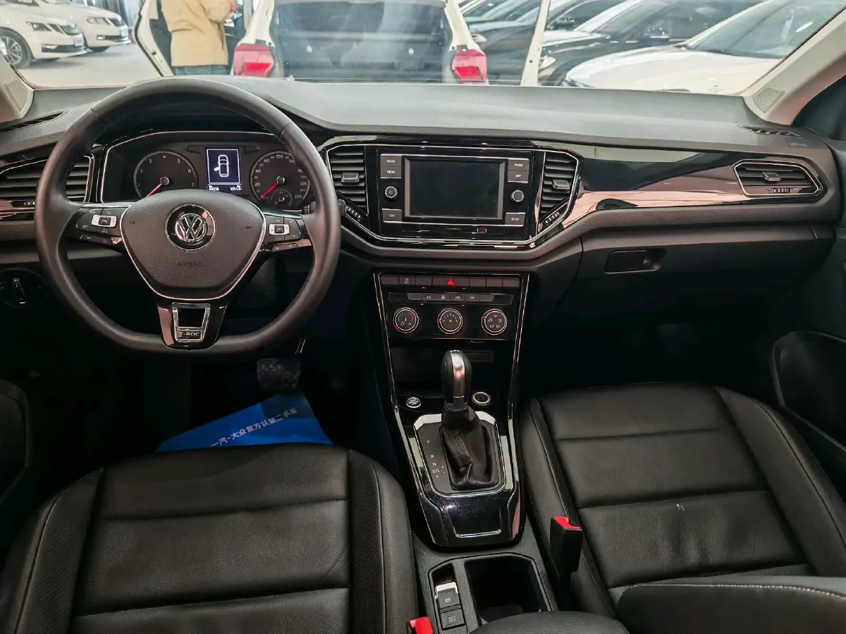 2018 Borgward BX7 2.0T 224HP L4 6AT,autocango,china used car exporter,china ev exporter,chinese used car exporter,chinese used ev exporter