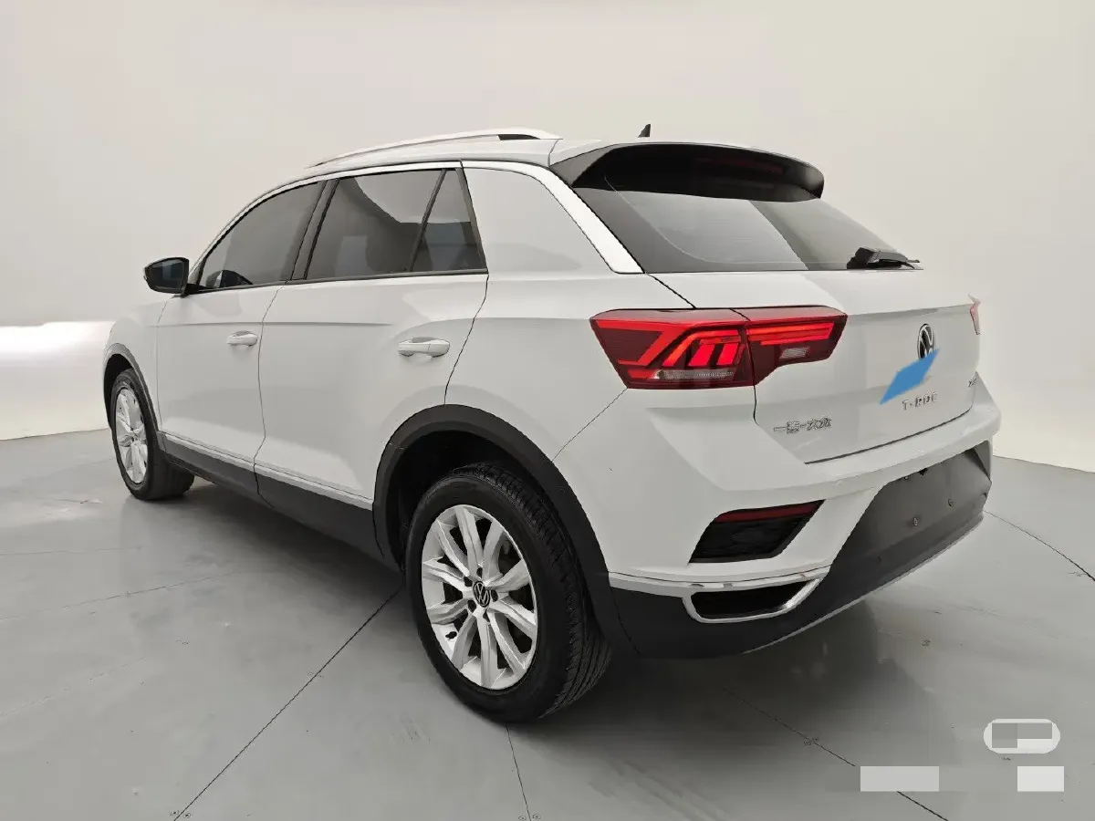2022 Volkswagen T-Roc 1.4T 150HP L4 7DCT,autocango,china used car exporter,china ev exporter,chinese used car exporter,chinese used ev exporter