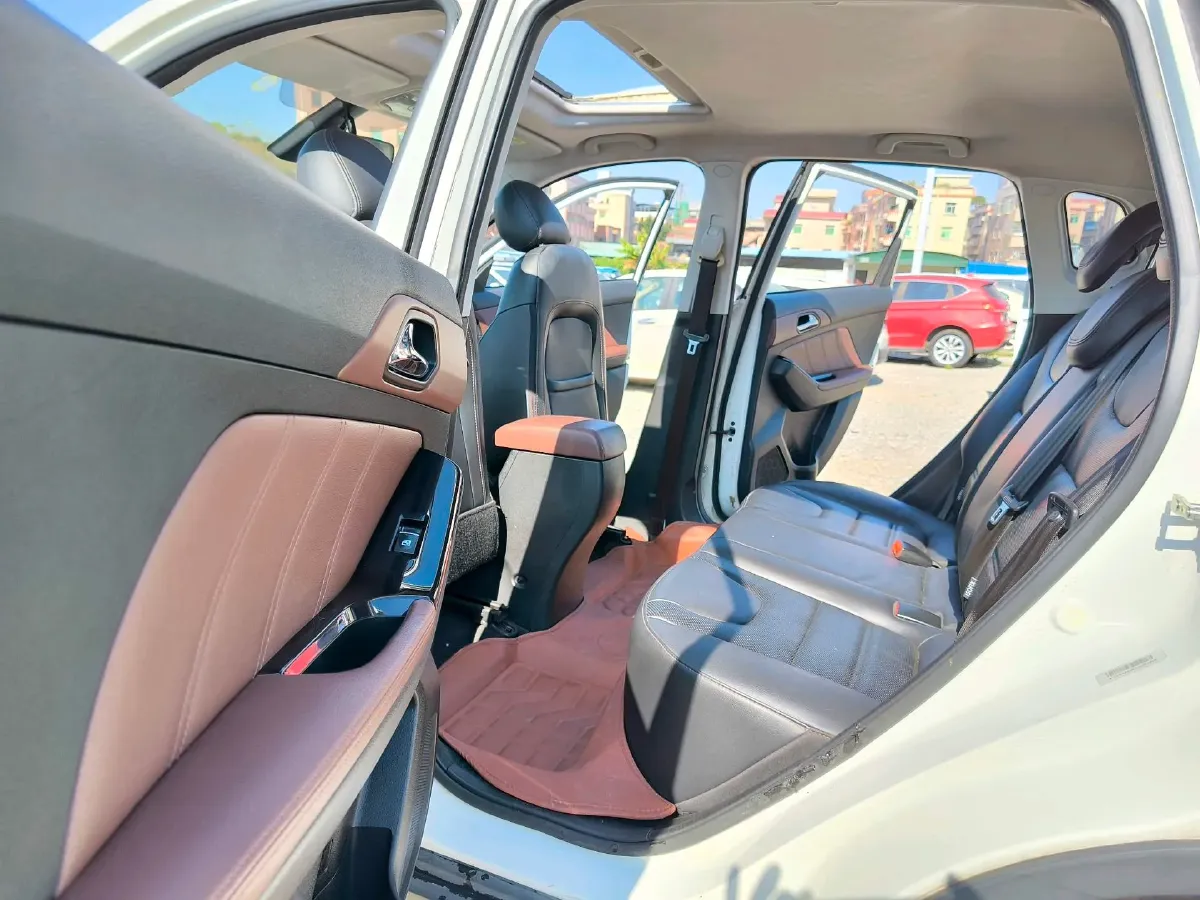 2018 BAIC ChangHe Q35 1.5L 116HP L4 5MT,autocango,china used car exporter,china ev exporter,chinese used car exporter,chinese used ev exporter