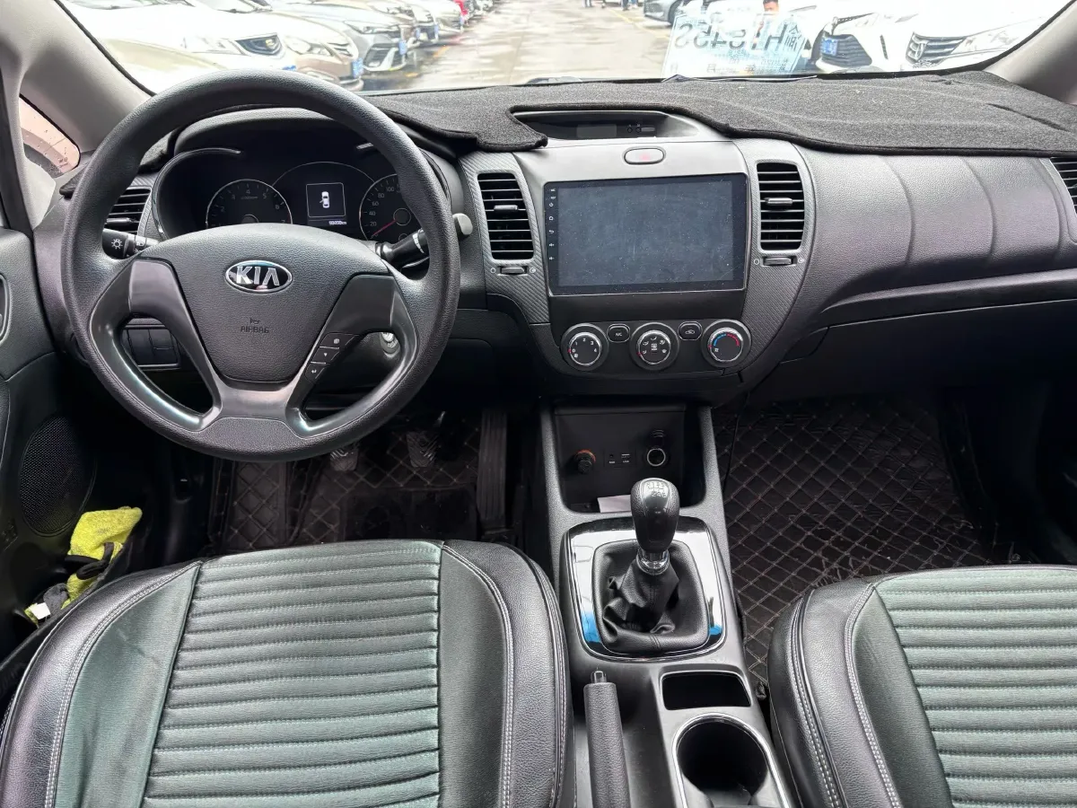 2016 Kia K3 1.6L 128HP L4 6MT,autocango,china used car exporter,china ev exporter,chinese used car exporter,chinese used ev exporter