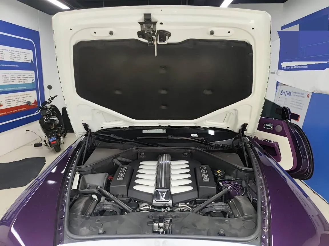 2017 Rolls-Royce Wraith 6.6T 632HP V12 8AT,autocango,china used car exporter,china ev exporter,chinese used car exporter,chinese used ev exporter