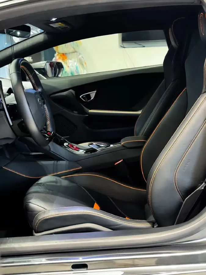 2020 Lamborghini Huracán 5.2L 611HP V10 7DCT,autocango,china used car exporter,china ev exporter,chinese used car exporter,chinese used ev exporter