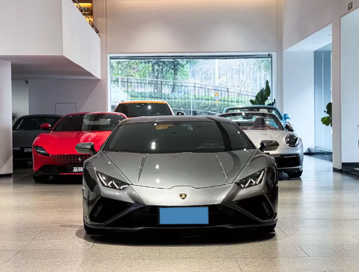 2020 Lamborghini Huracán 5.2L 611HP V10 7DCT,autocango,china used car exporter,china ev exporter,chinese used car exporter,chinese used ev exporter