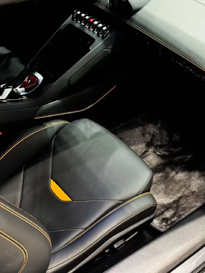 2020 Lamborghini Huracán 5.2L 611HP V10 7DCT,autocango,china used car exporter,china ev exporter,chinese used car exporter,chinese used ev exporter