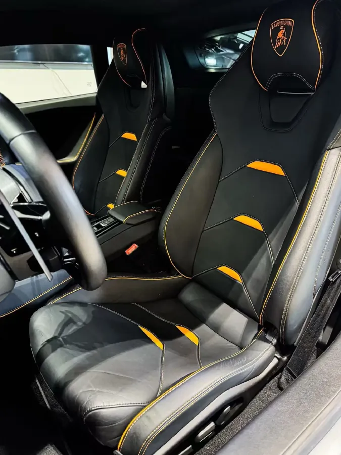 2020 Lamborghini Huracán 5.2L 611HP V10 7DCT,autocango,china used car exporter,china ev exporter,chinese used car exporter,chinese used ev exporter