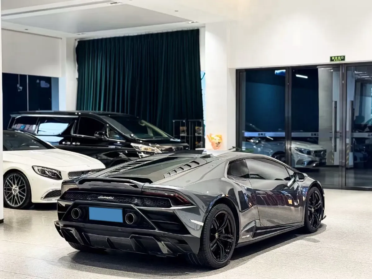 2020 Lamborghini Huracán 5.2L 611HP V10 7DCT,autocango,china used car exporter,china ev exporter,chinese used car exporter,chinese used ev exporter