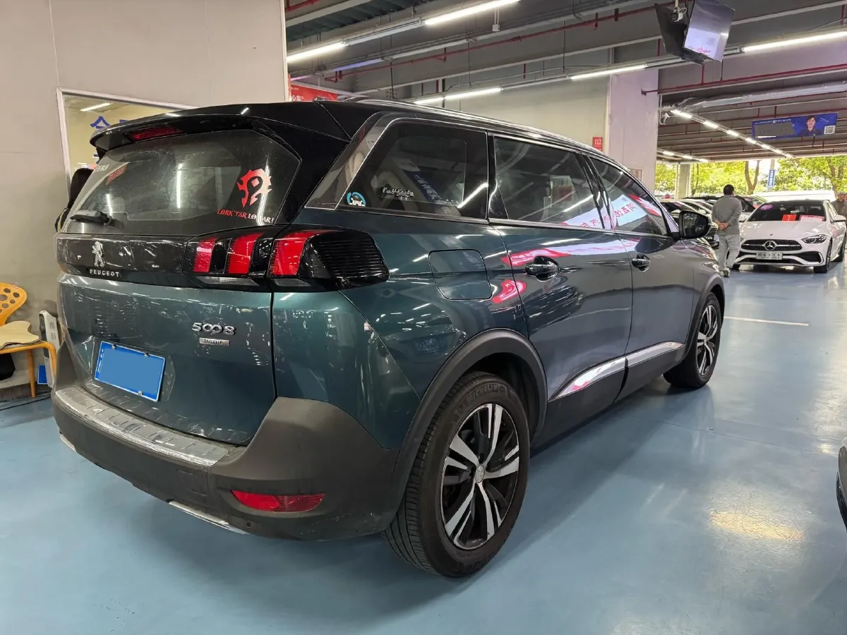 2017 Peugeot 5008 1.6T 167HP L4 6AT,autocango,china used car exporter,china ev exporter,chinese used car exporter,chinese used ev exporter