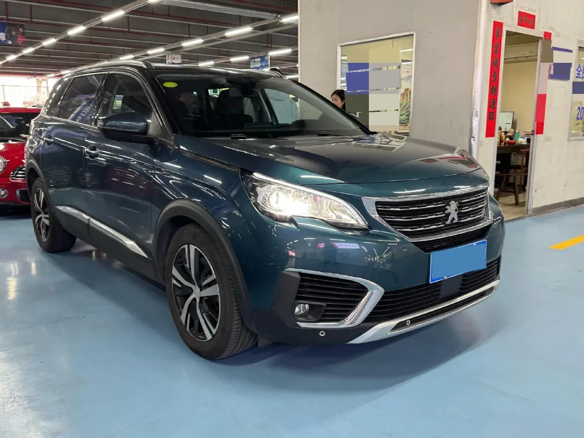 2017 Peugeot 5008 1.6T 167HP L4 6AT,autocango,china used car exporter,china ev exporter,chinese used car exporter,chinese used ev exporter
