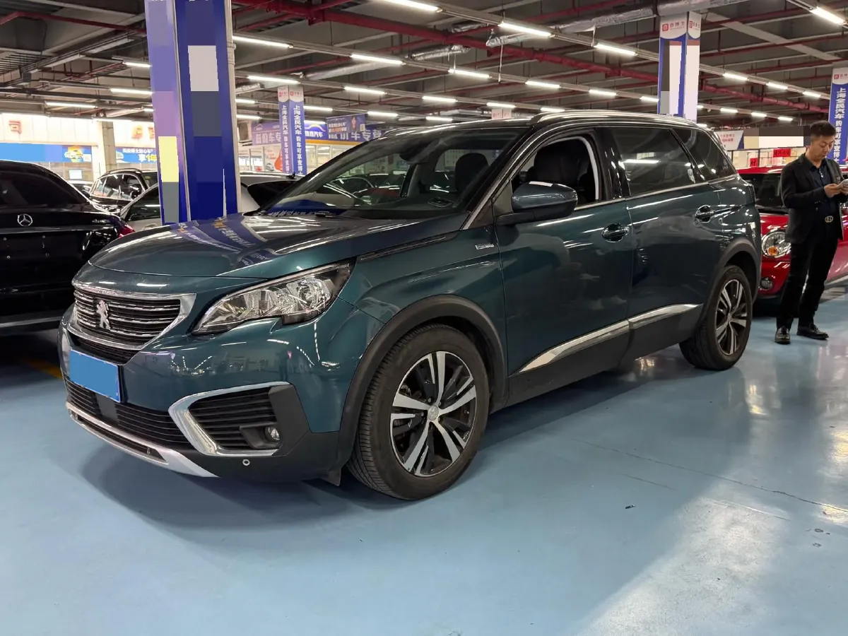 2017 Peugeot 5008 1.6T 167HP L4 6AT,autocango,china used car exporter,china ev exporter,chinese used car exporter,chinese used ev exporter